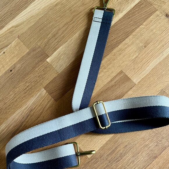 Madewell purse strap - Picture 3 of 3